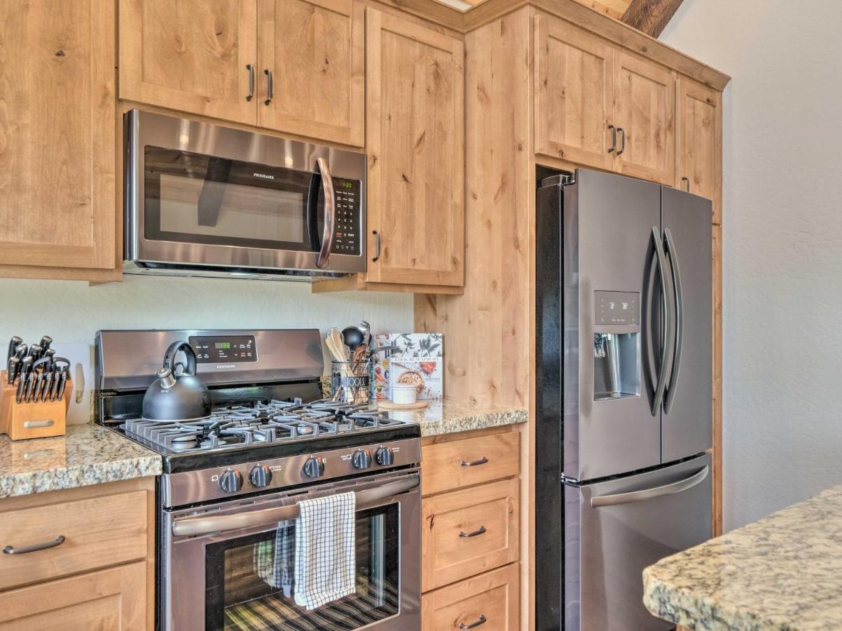 Luxury Retreat Custom Mi-Wuk Village Cabin! ภายนอก รูปภาพ